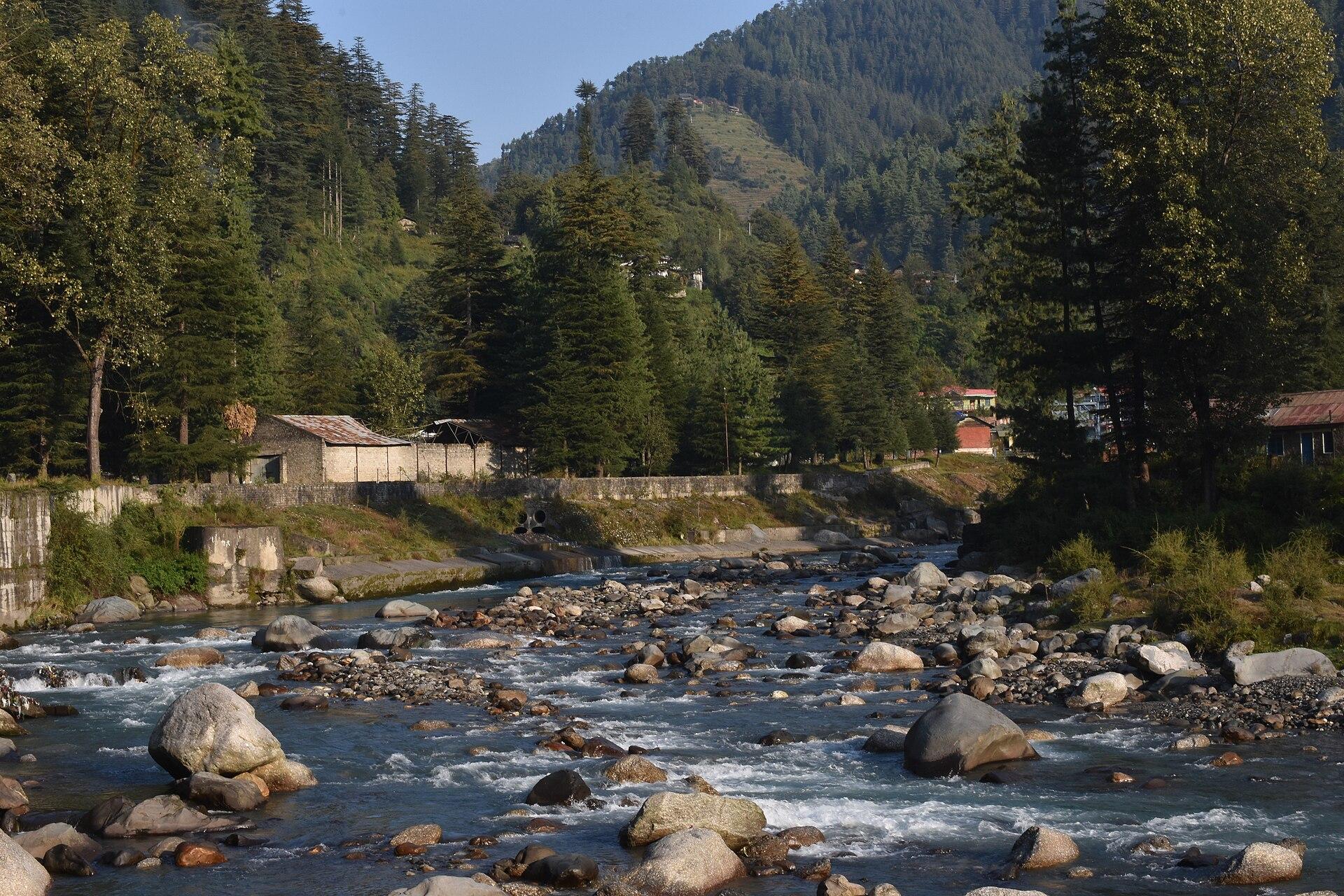 The Uhl river running over boulders at Barot